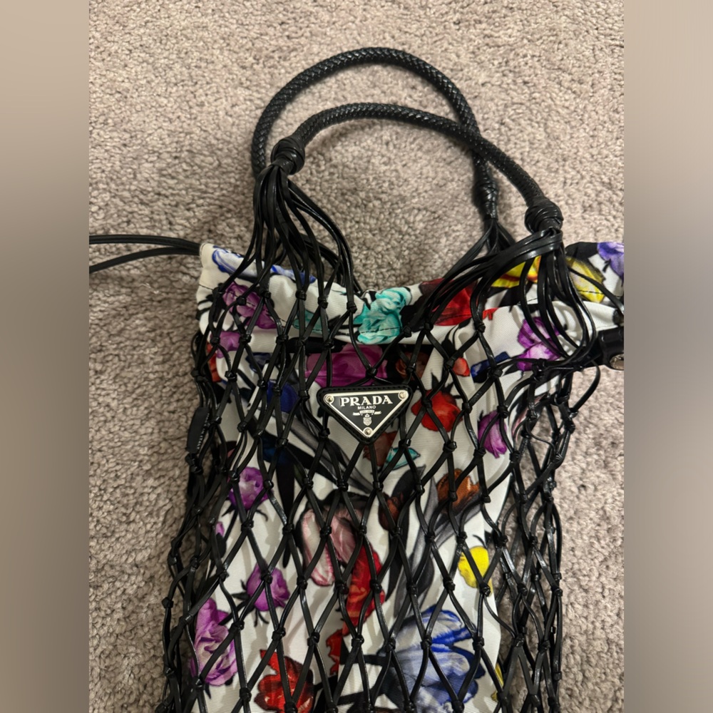 Prada Hand bag - Picture 2 of 4